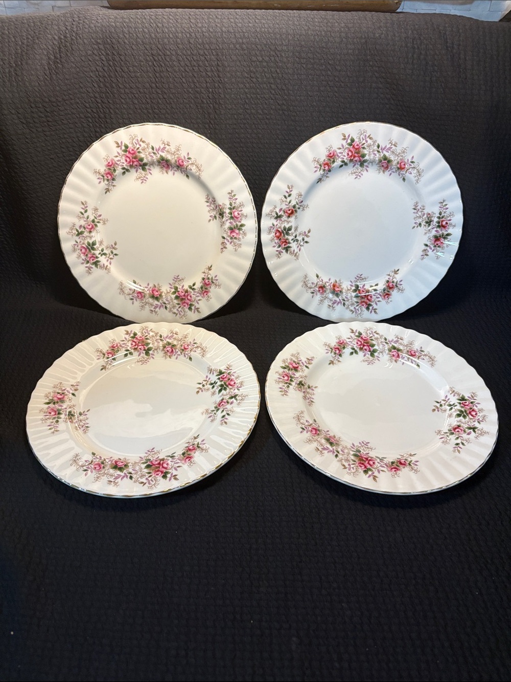 Lavender Rose by Royal Albert. Dessert/salad plates. (Set of 4)